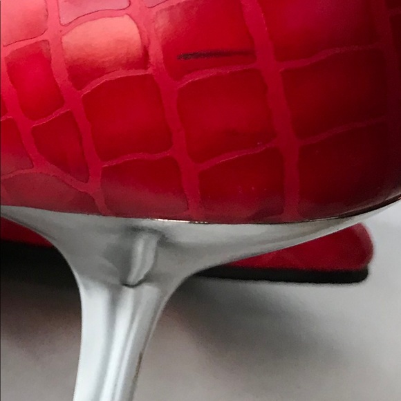 Red Heels - Picture 3 of 3